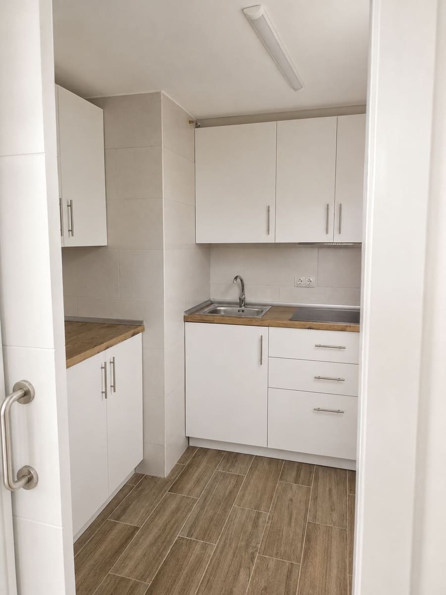 3 slaapkamer Appartement te koop in Malaga stad - € 370.000 (Ref: 9877755)