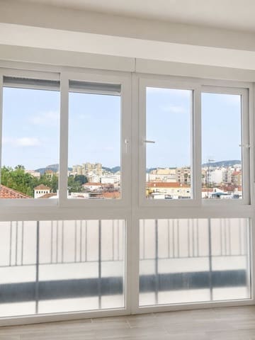 3 slaapkamer Appartement te koop in Málaga stad - € 370.000 (Ref: 9877755)