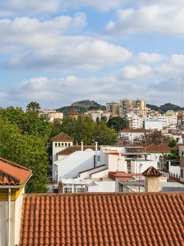 3 slaapkamer Appartement te koop in Málaga stad - € 370.000 (Ref: 9877755)