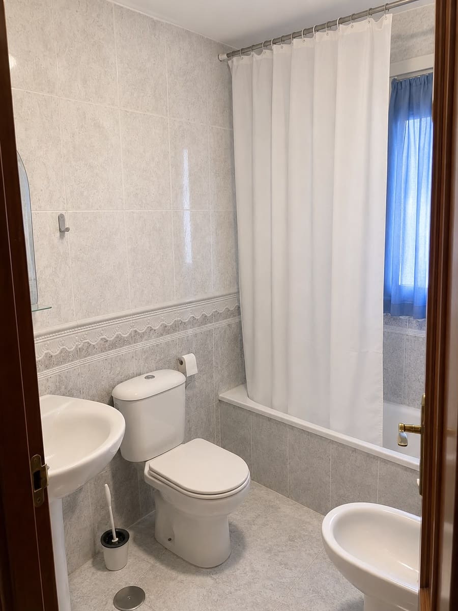 3 slaapkamer Villa te koop in Fuengirola met zwembad garage - € 489.000 (Ref: 9877756)
