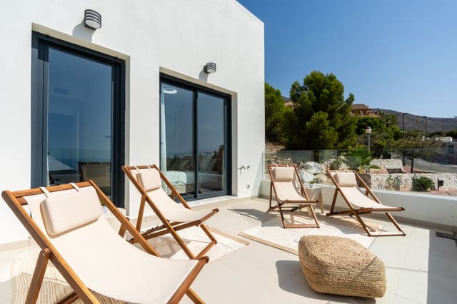 2 makuuhuone Huoneisto myytävänä paikassa Benalmádena mukana uima-altaan 
autotalli - 450 000 € (Ref: 9880473)