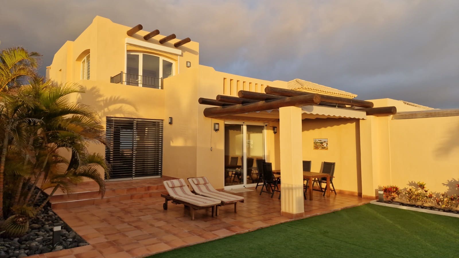2 camera da letto Villetta Bifamiliare in vendita in Adeje con piscina garage - 1.280.000 € (Rif: 9860751)
