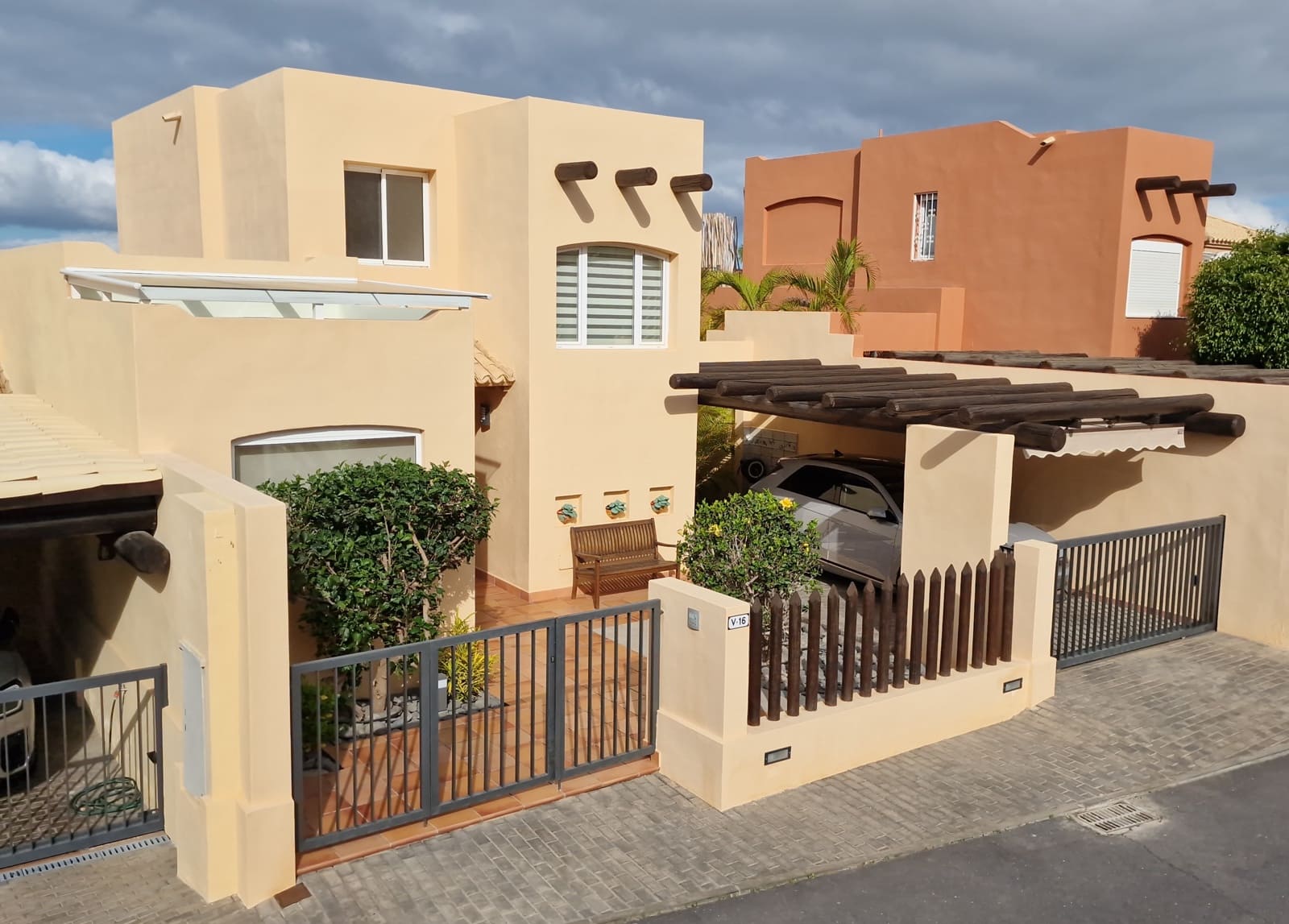 2 camera da letto Villetta Bifamiliare in vendita in Adeje con piscina garage - 1.280.000 € (Rif: 9860751)