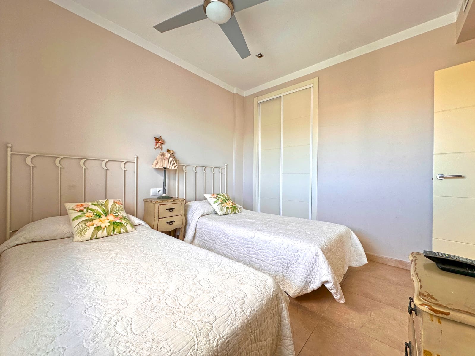 3 Zimmer Strandapartment zu verkaufen in Denia mit Pool Garage - 498.000 € (Ref: 9918852)