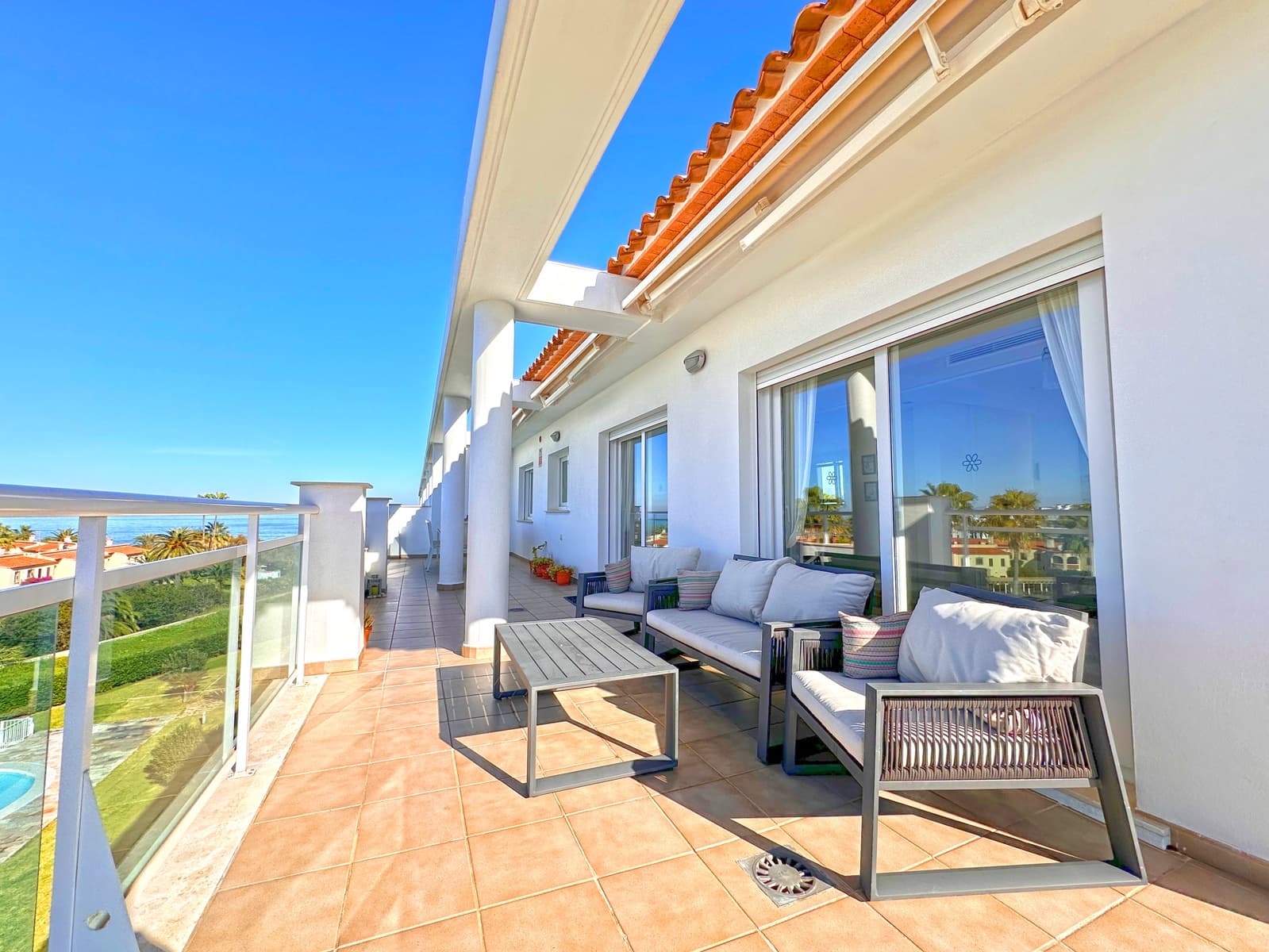 3 Zimmer Strandapartment zu verkaufen in Denia mit Pool Garage - 498.000 € (Ref: 9918852)