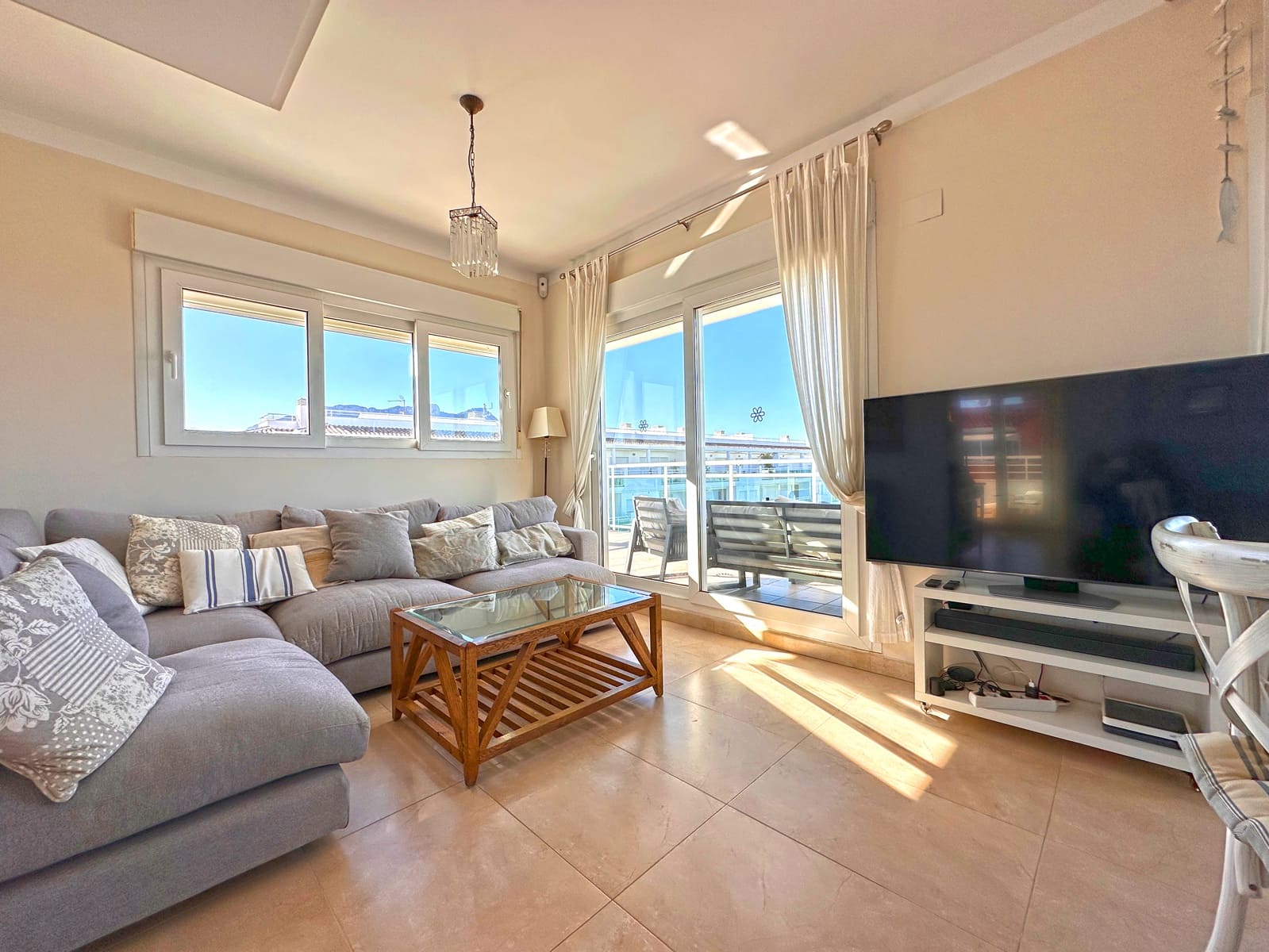 3 Zimmer Strandapartment zu verkaufen in Denia mit Pool Garage - 498.000 € (Ref: 9918852)