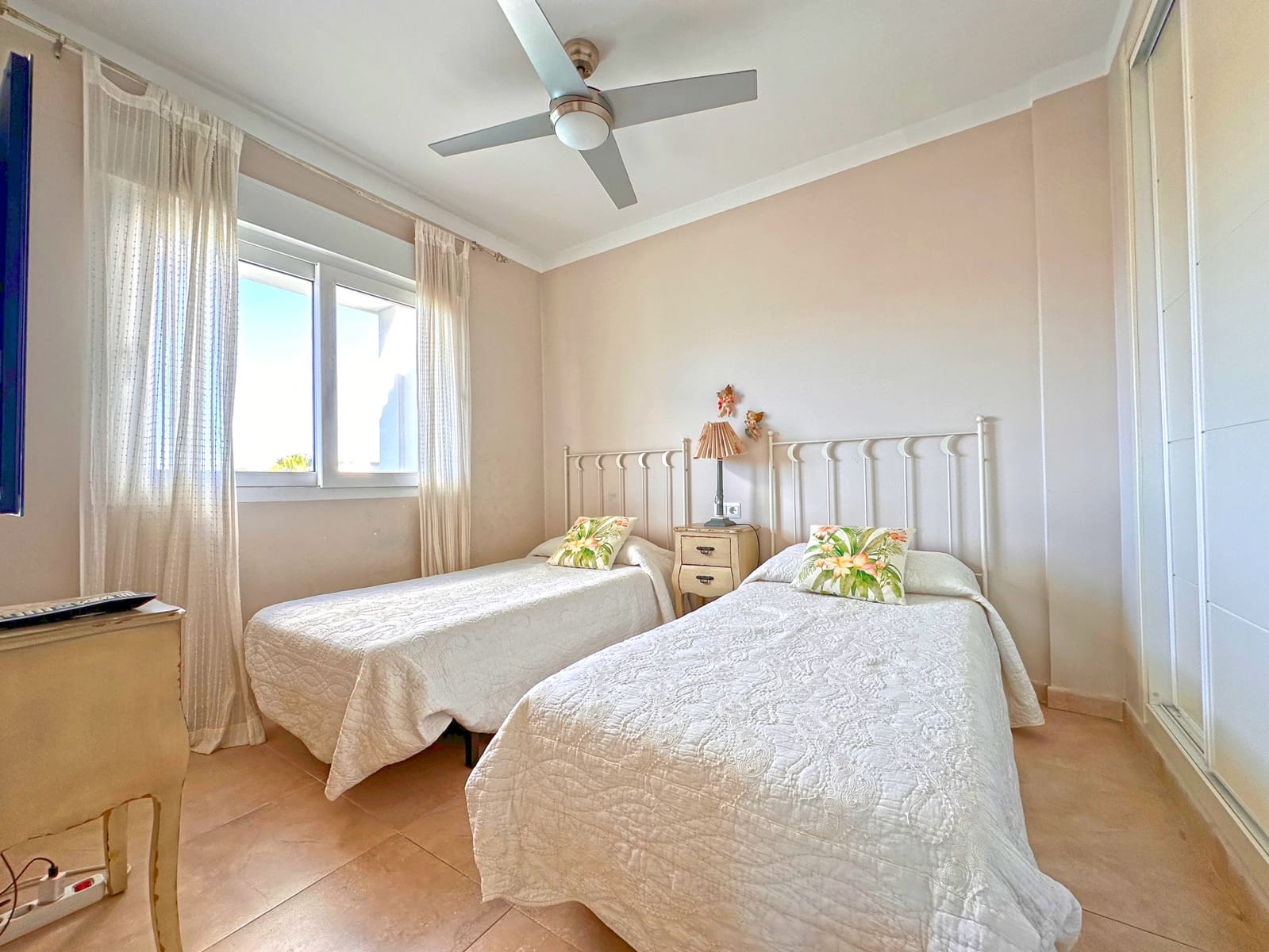 3 Zimmer Strandapartment zu verkaufen in Denia mit Pool Garage - 498.000 € (Ref: 9918852)