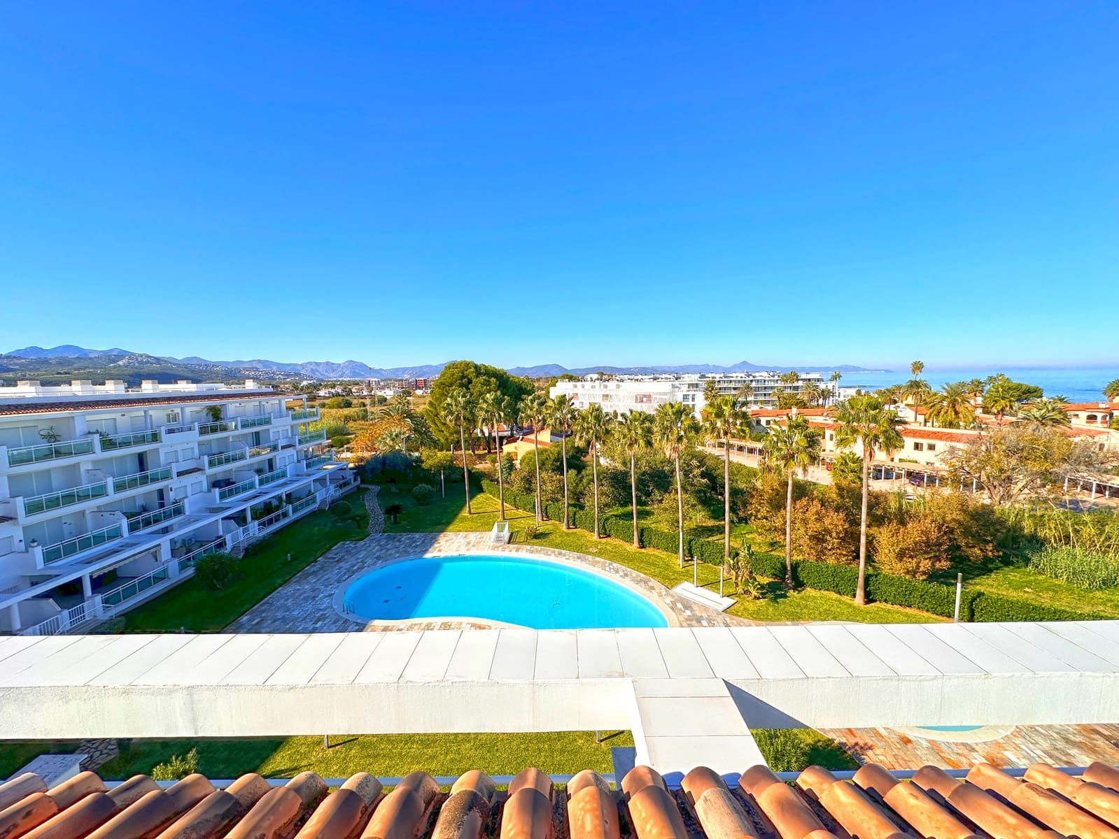 3 Zimmer Strandapartment zu verkaufen in Denia mit Pool Garage - 498.000 € (Ref: 9918852)