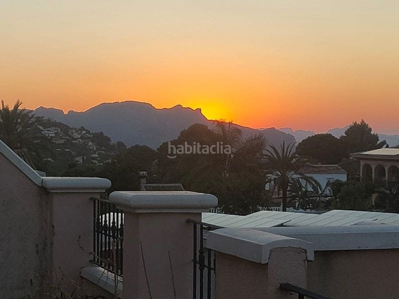 2 soverom Penthouse til salgs i Denia med svømmebasseng garasje - € 240 000 (Ref: 9946259)