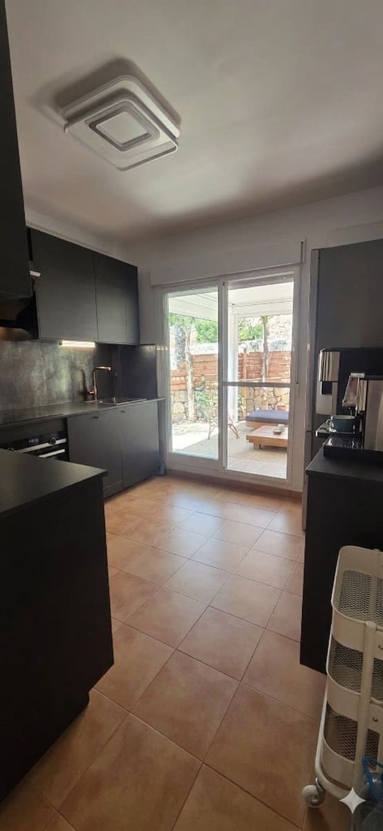 3 soverom Hus til salgs i Relleu med svømmebasseng garasje - € 279 000 (Ref: 9866332)