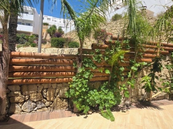 3 Zimmer Haus zu verkaufen in Relleu mit Pool Garage - 279.000 € (Ref: 9866332)