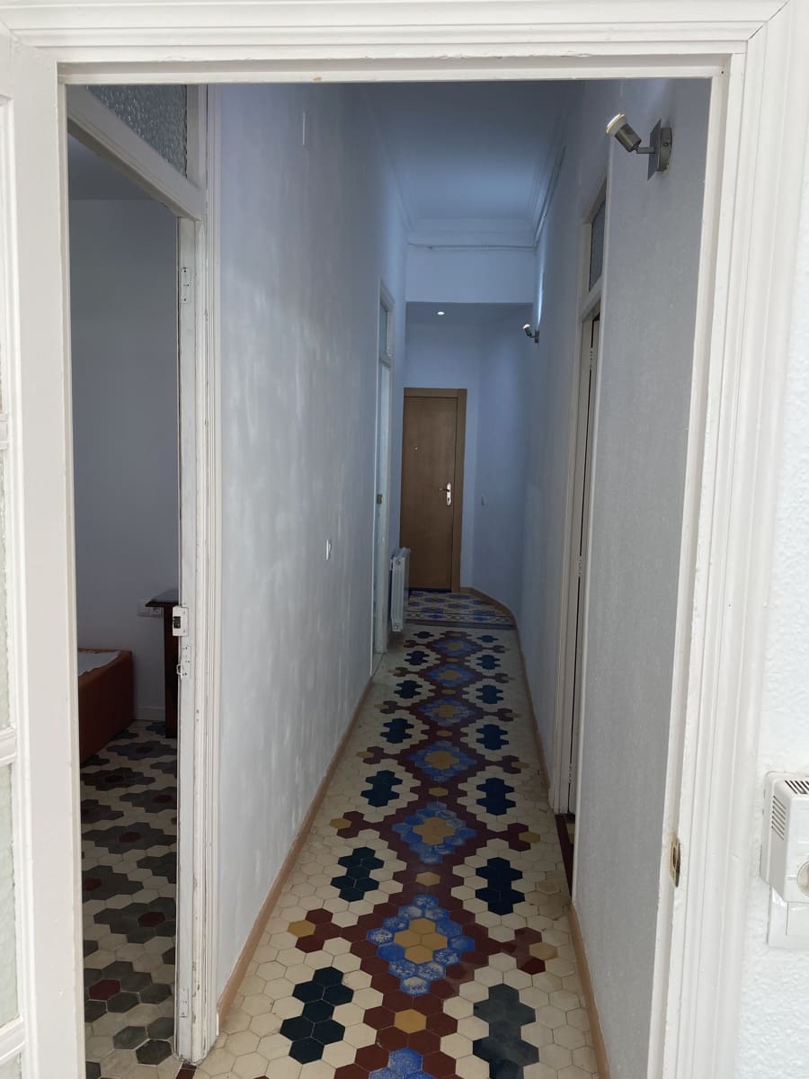 Apartamento de 2 habitaciones en València ciudad en alquiler con garaje - 1.750 € (Ref: 9900839)