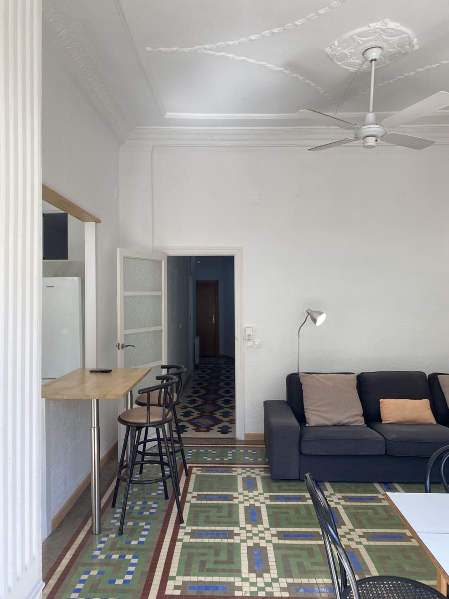 Apartamento de 2 habitaciones en València ciudad en alquiler con garaje - 1.750 € (Ref: 9900839)