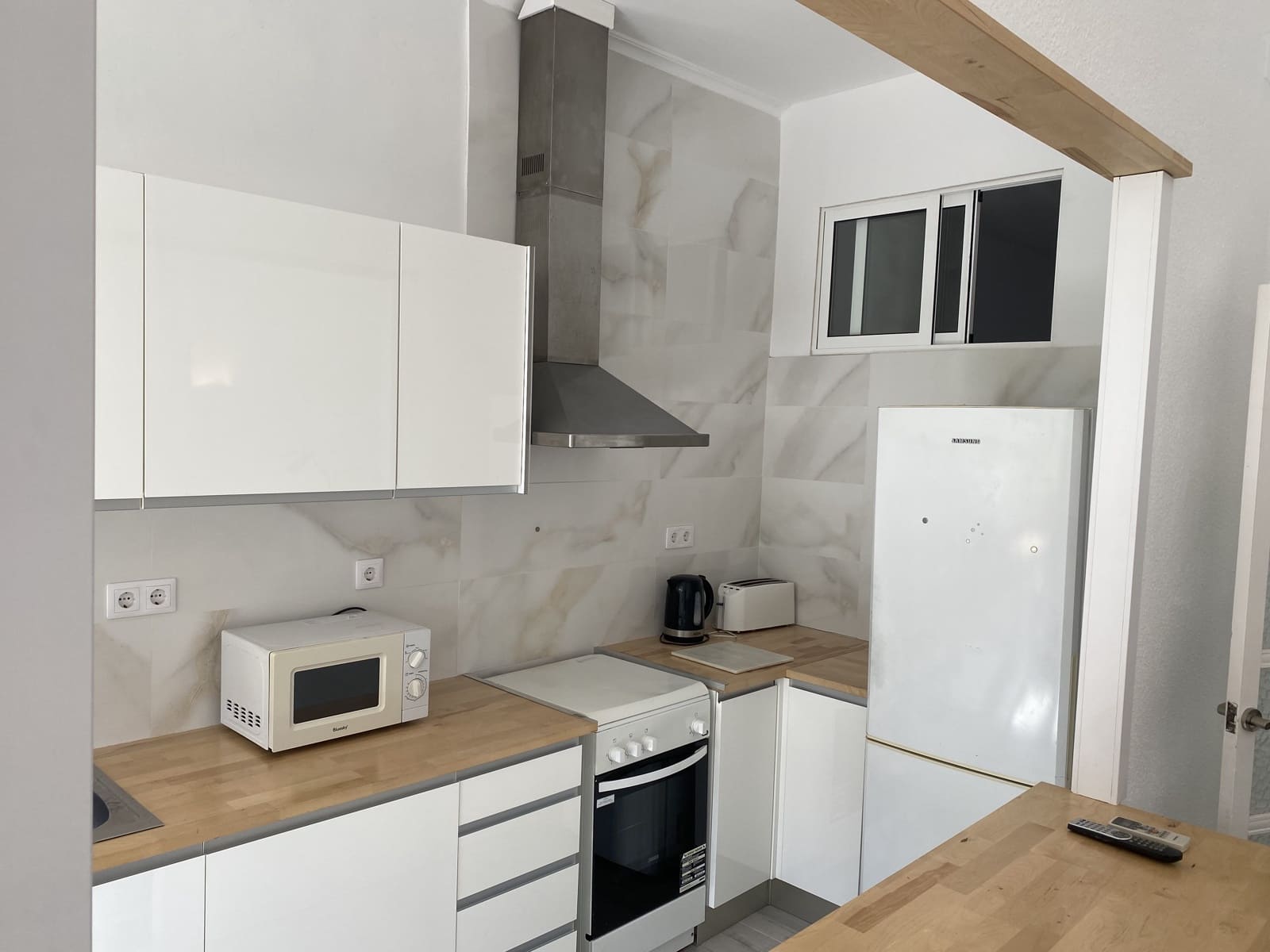 Apartamento de 2 habitaciones en València ciudad en alquiler con garaje - 1.750 € (Ref: 9900839)