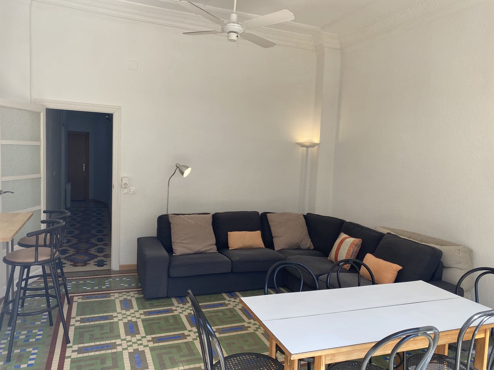 Apartamento de 2 habitaciones en València ciudad en alquiler con garaje - 1.750 € (Ref: 9900839)