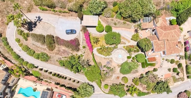 3 sypialnia Willa na sprzedaż w Salobreña z basenem garażem - 974 000 € (Ref: 9865529)