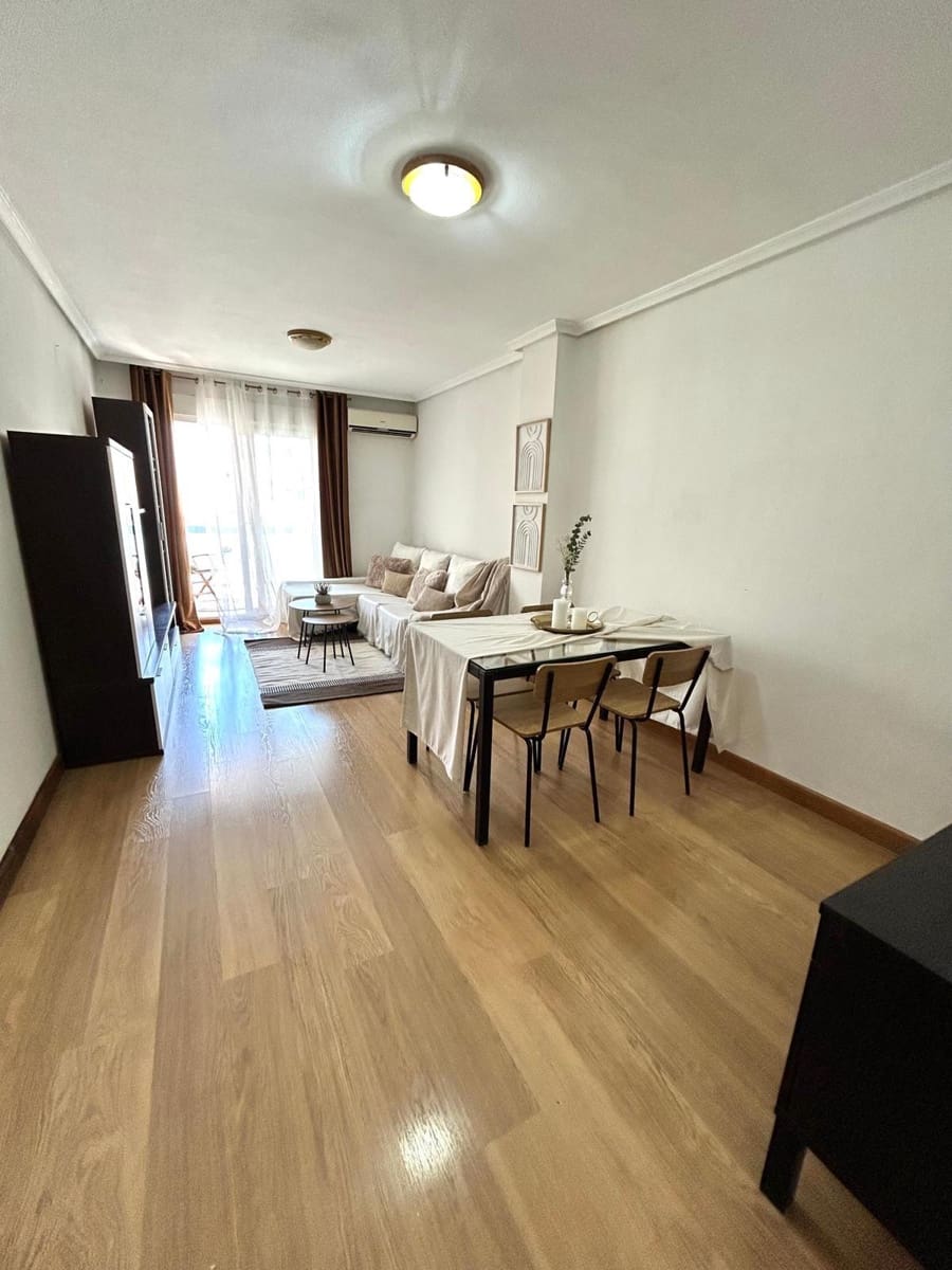 3 sypialnia Mieszkanie na sprzedaż w Torrevieja - 169 900 € (Ref: 10011559)