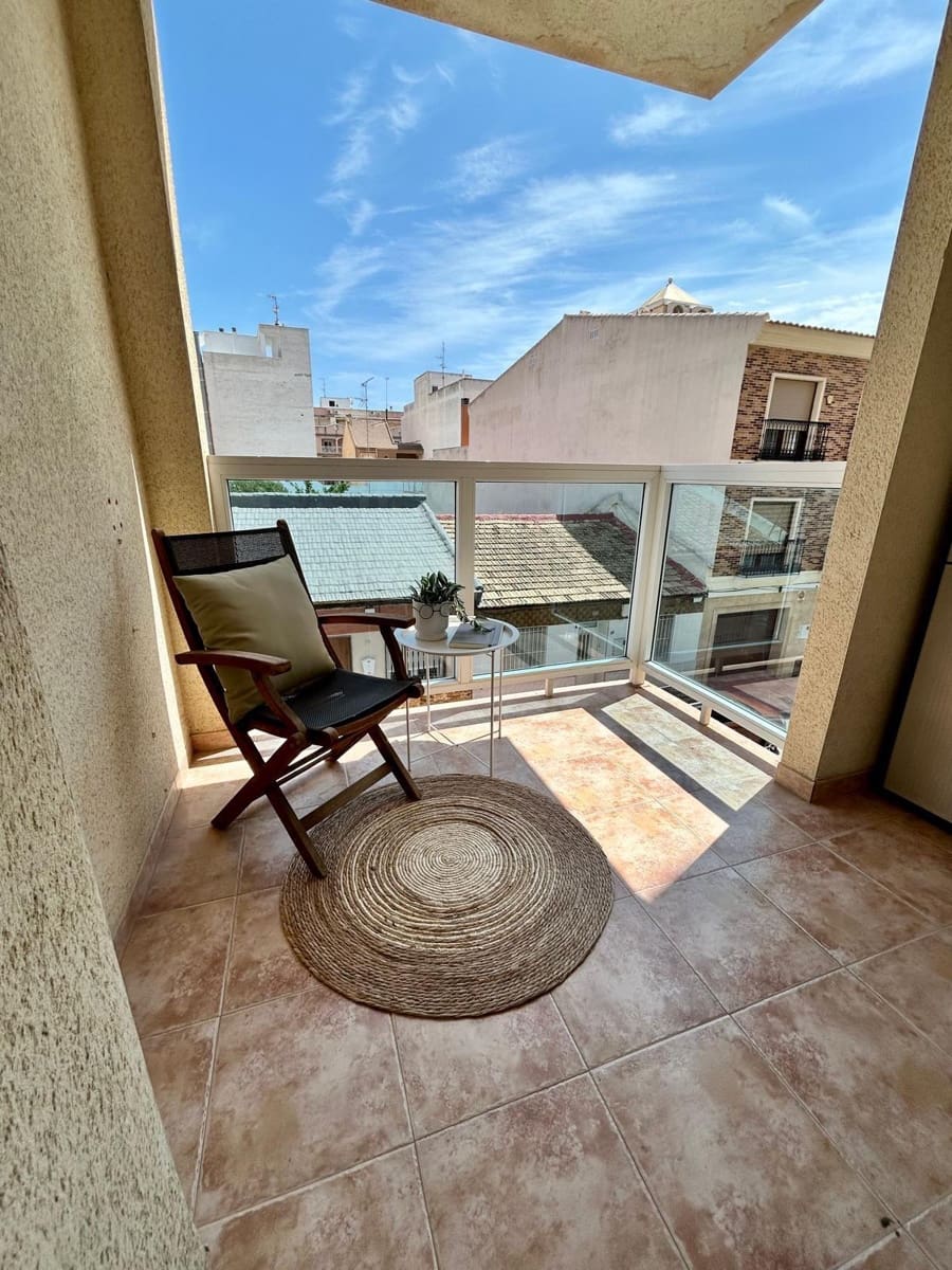 3 sypialnia Mieszkanie na sprzedaż w Torrevieja - 169 900 € (Ref: 10011559)
