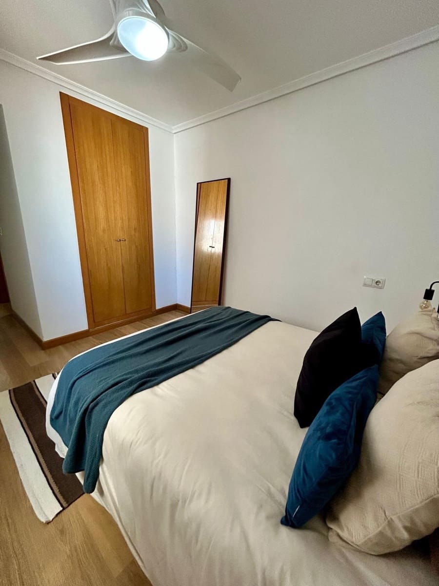 3 sypialnia Mieszkanie na sprzedaż w Torrevieja - 169 900 € (Ref: 10011559)