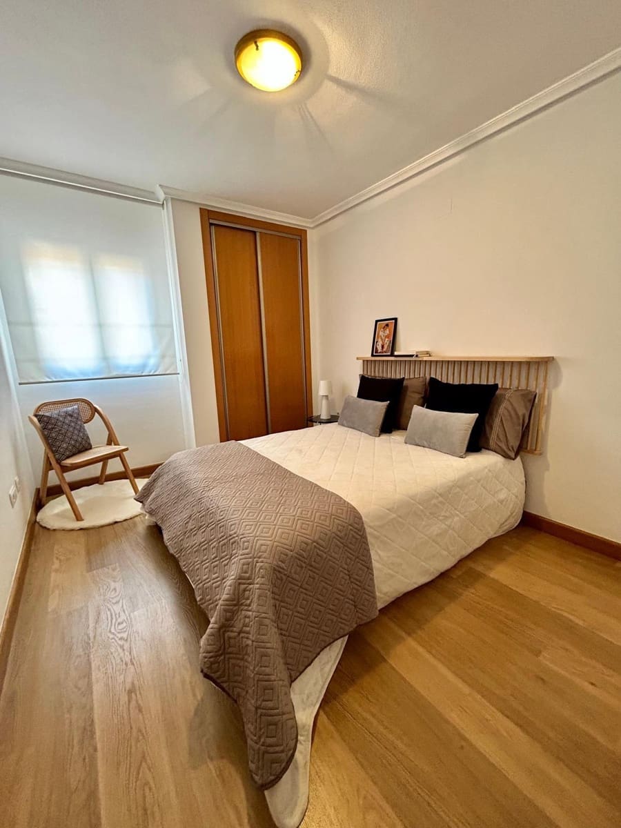 3 sypialnia Mieszkanie na sprzedaż w Torrevieja - 169 900 € (Ref: 10011559)