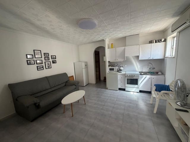 2 quarto Bungalow para venda em San Luis, Torrevieja - 133 900 € (Ref: 10028919)