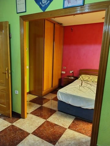 3 sovrum Lägenhet att hyra i Orihuela ciudad, Orihuela - 600 € (Ref: 10030679)