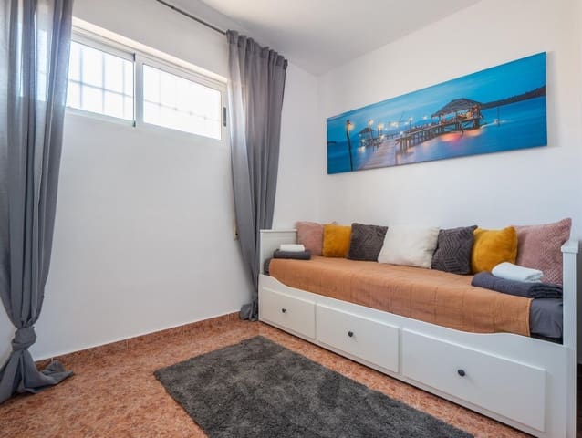 2 quarto Apartamento para venda em Playa de los Locos, Torrevieja com piscina - 175 000 € (Ref: 10050336)