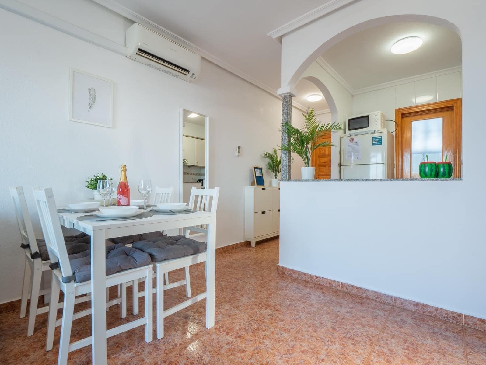 2 quarto Apartamento para venda em Torrevieja com piscina - 175 000 € (Ref: 10050336)