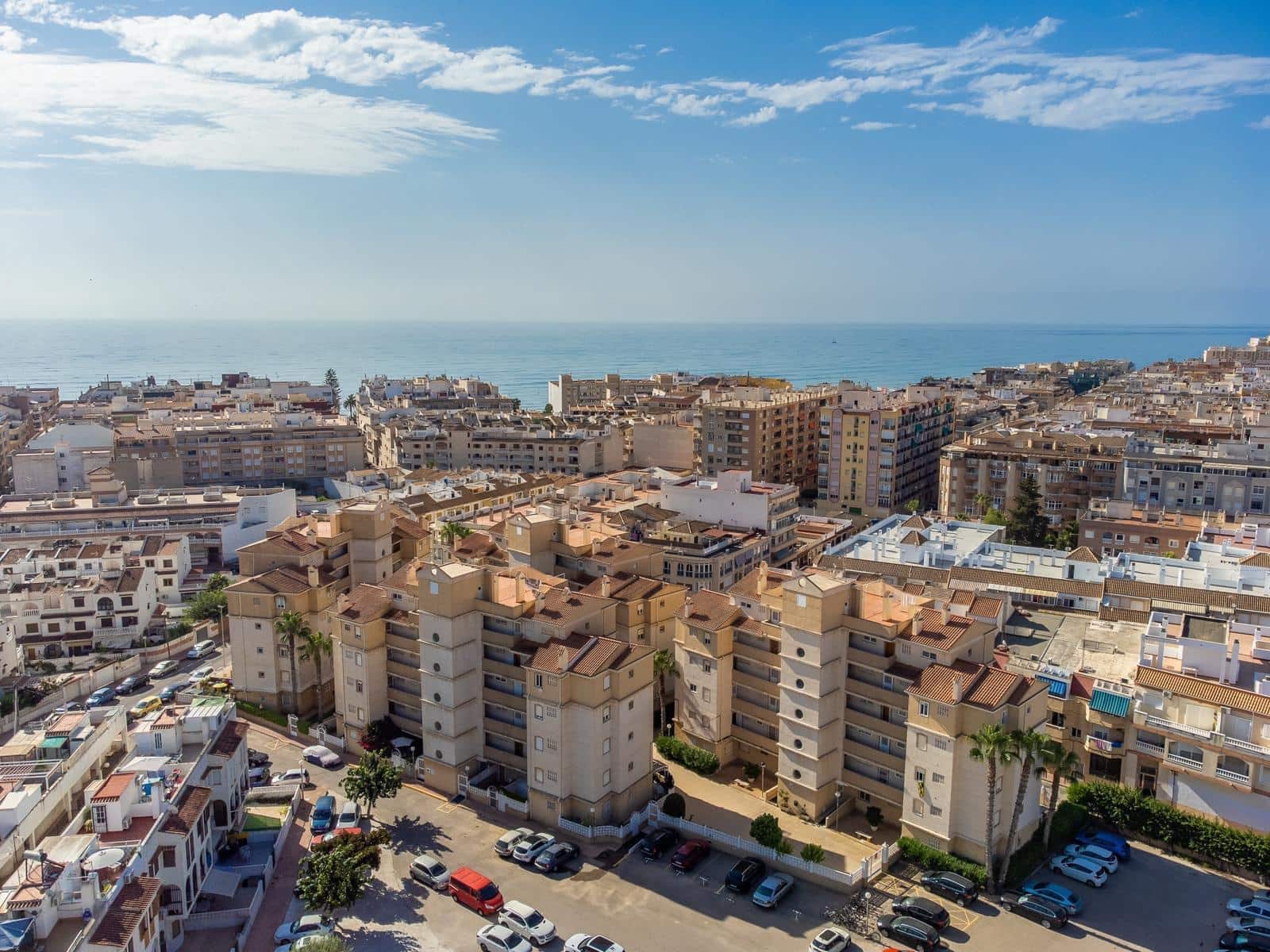 2 quarto Apartamento para venda em Torrevieja com piscina - 175 000 € (Ref: 10050336)
