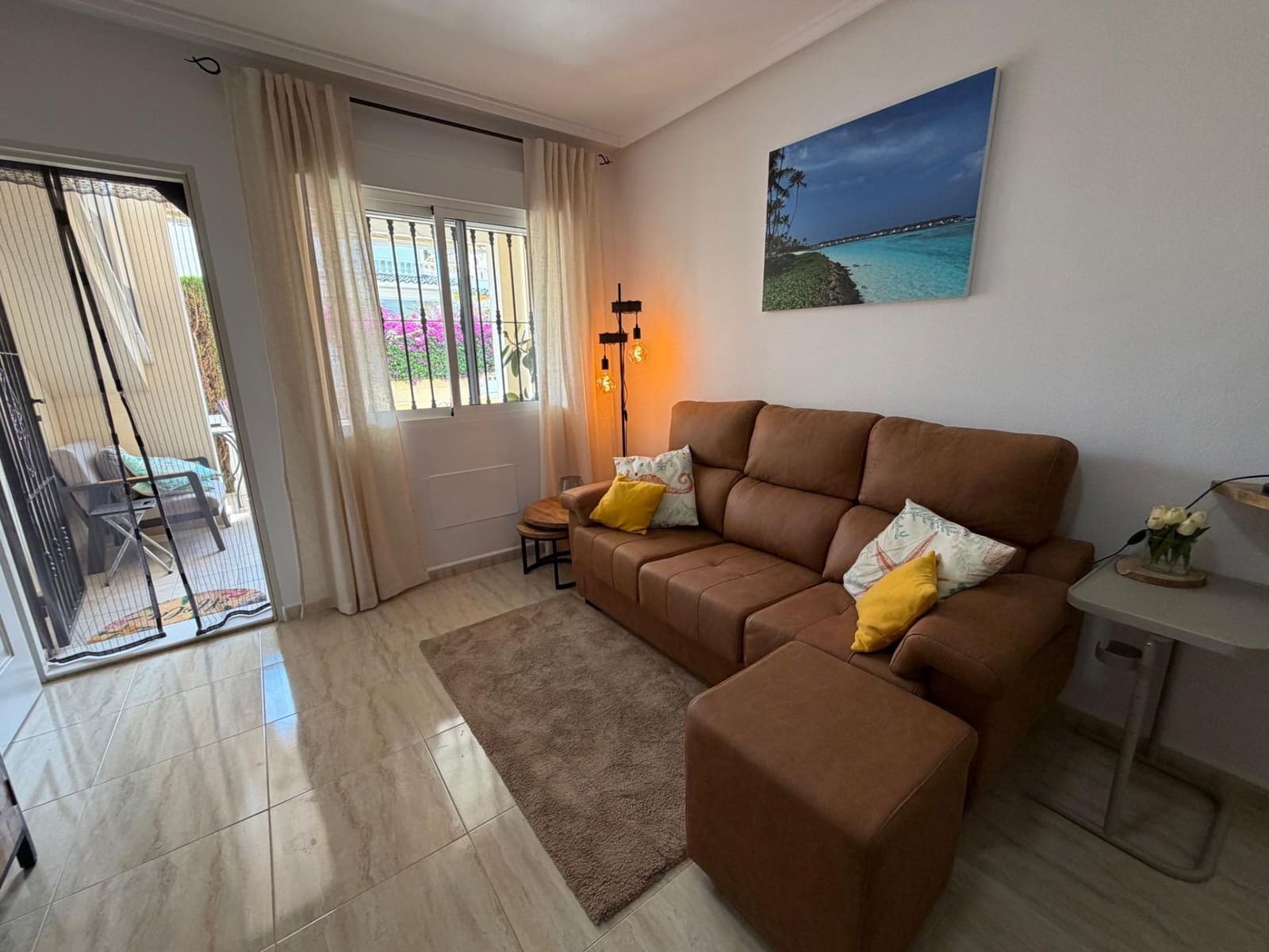 2 slaapkamer Rijtjeshuis te koop in Villamartin met zwembad garage - € 219.000 (Ref: 10051869)