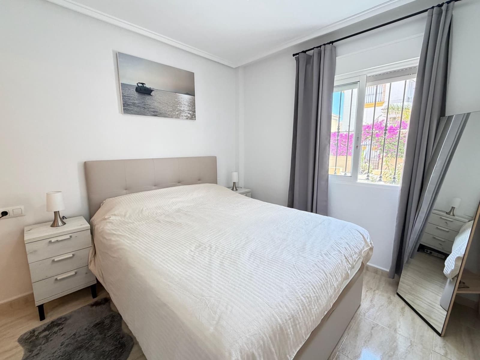 2 slaapkamer Rijtjeshuis te koop in Villamartin met zwembad garage - € 219.000 (Ref: 10051869)