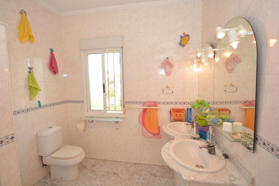 3 chambre Villa/Maison à vendre à El Chaparral - 410 000 € (Ref: 9882220)