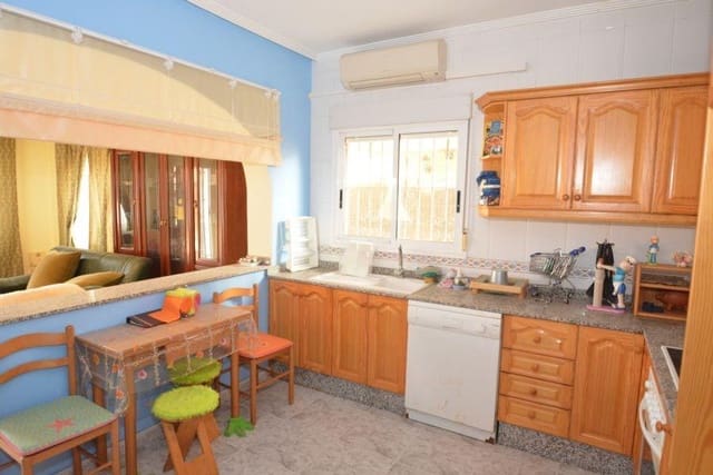 3 chambre Villa/Maison à vendre à El Chaparral, Torrevieja - 410 000 € (Ref: 9882220)