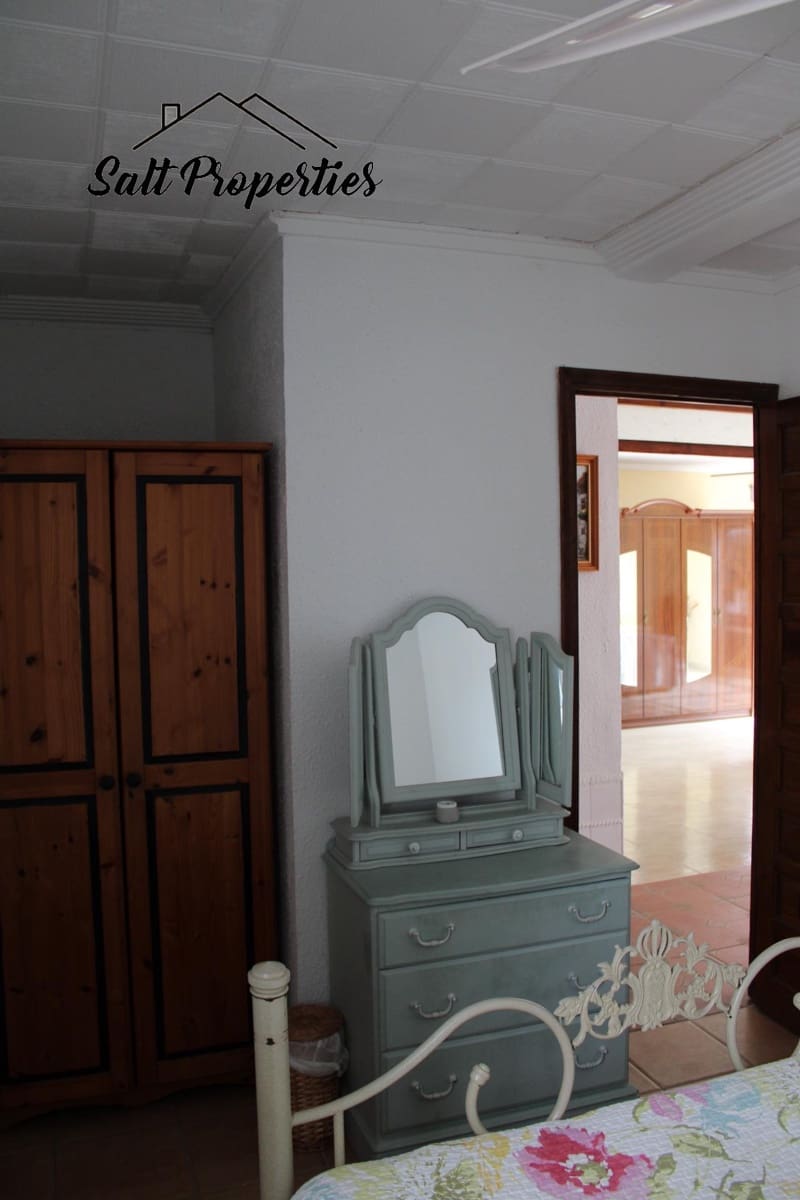 4 chambre Villa/Maison à vendre à El Chaparral - 530 000 € (Ref: 9882221)