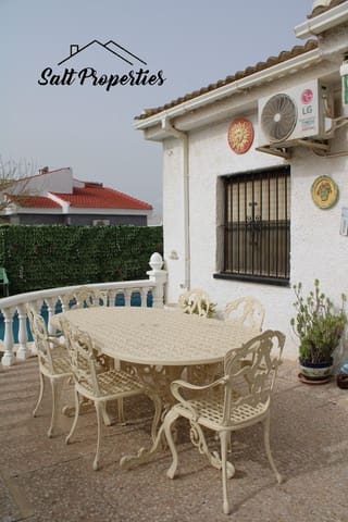 4 chambre Villa/Maison à vendre à El Chaparral, Torrevieja - 530 000 € (Ref: 9882221)