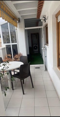 2 makuuhuone Kattohuoneisto myytävänä paikassa Avenida Habaneras - Curva de Palangre, Torrevieja - 265 000 € (Ref: 9882225)