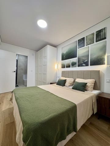 Apartamento de 2 habitaciones en Playa de los Locos, Torrevieja en venta - 230.000 € (Ref: 9882231)