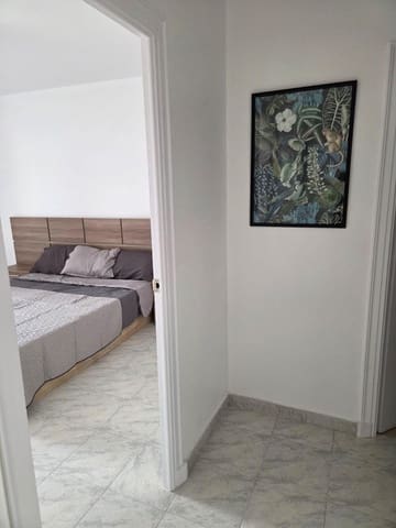 3 slaapkamer Flat te koop in Las Piscinas Naturales, Torrevieja - € 179.000 (Ref: 9882236)