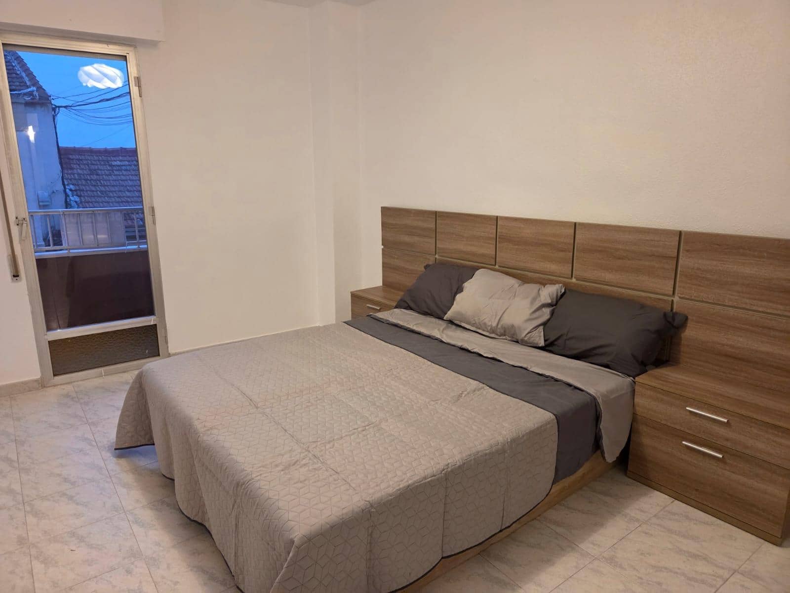3 sypialnia Mieszkanie na sprzedaż w Torrevieja - 179 000 € (Ref: 9882236)