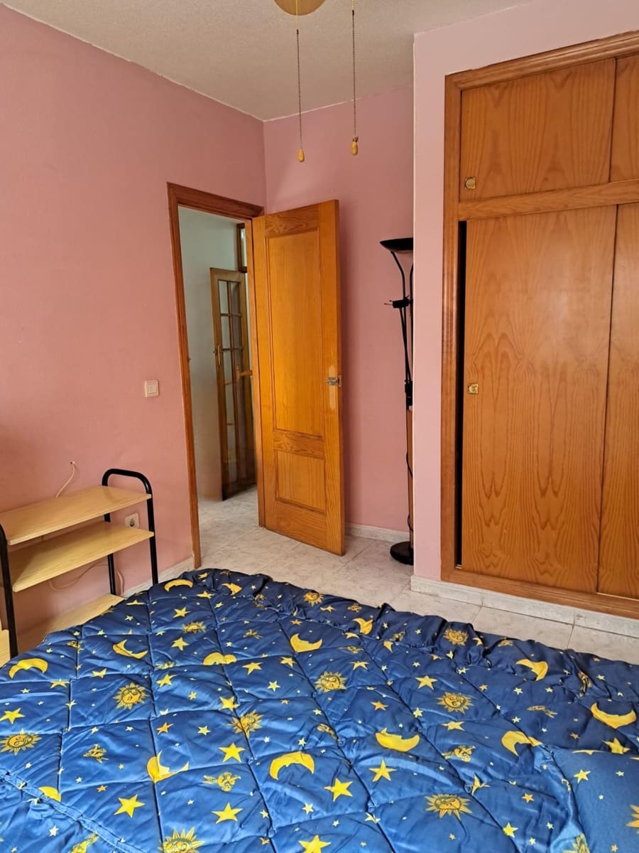 2 Zimmer Apartment zu verkaufen in Torrevieja - 137.000 € (Ref: 9882239)