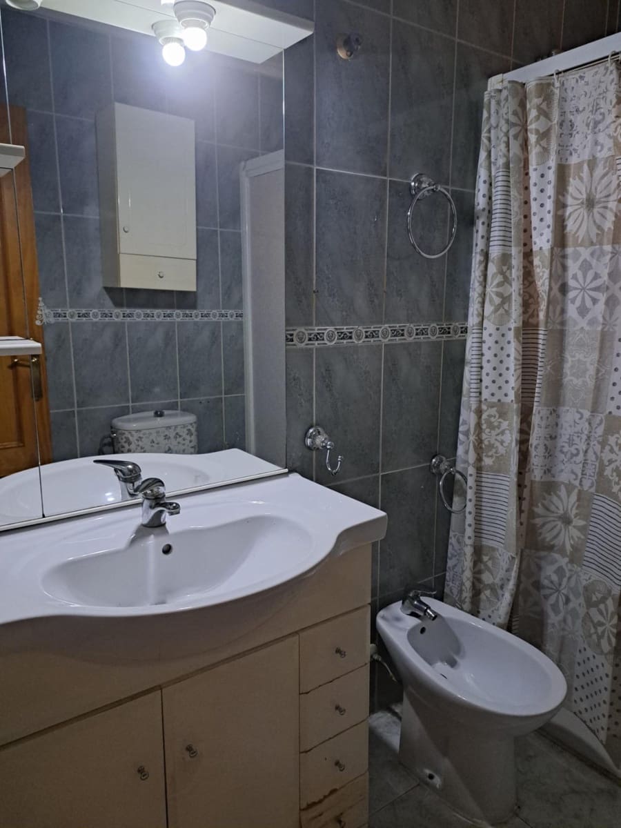 2 Zimmer Apartment zu verkaufen in Torrevieja - 137.000 € (Ref: 9882239)