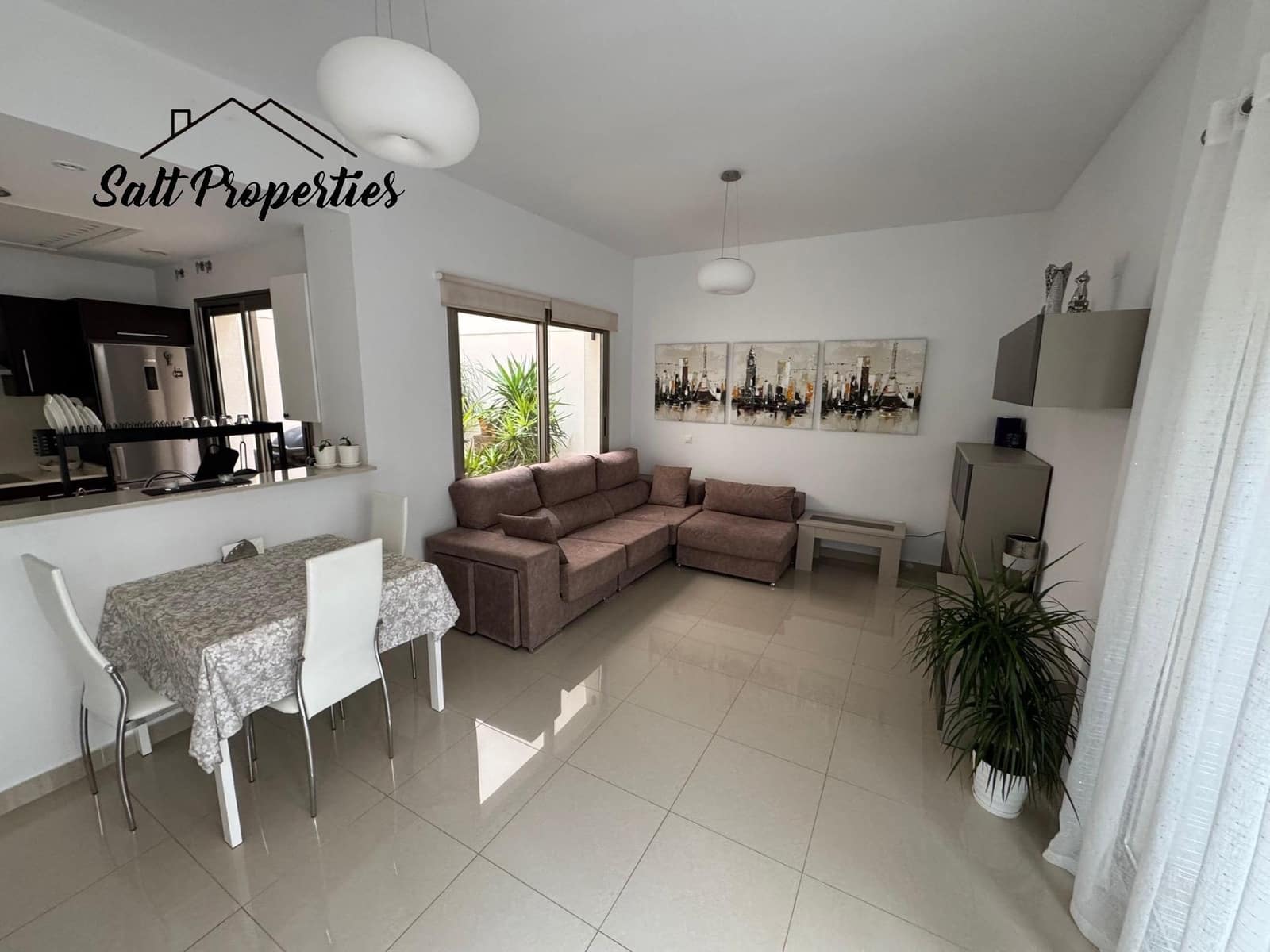3 soveværelse Villa til salg i Punta Prima med garage - € 386.500 (Ref: 9892480)