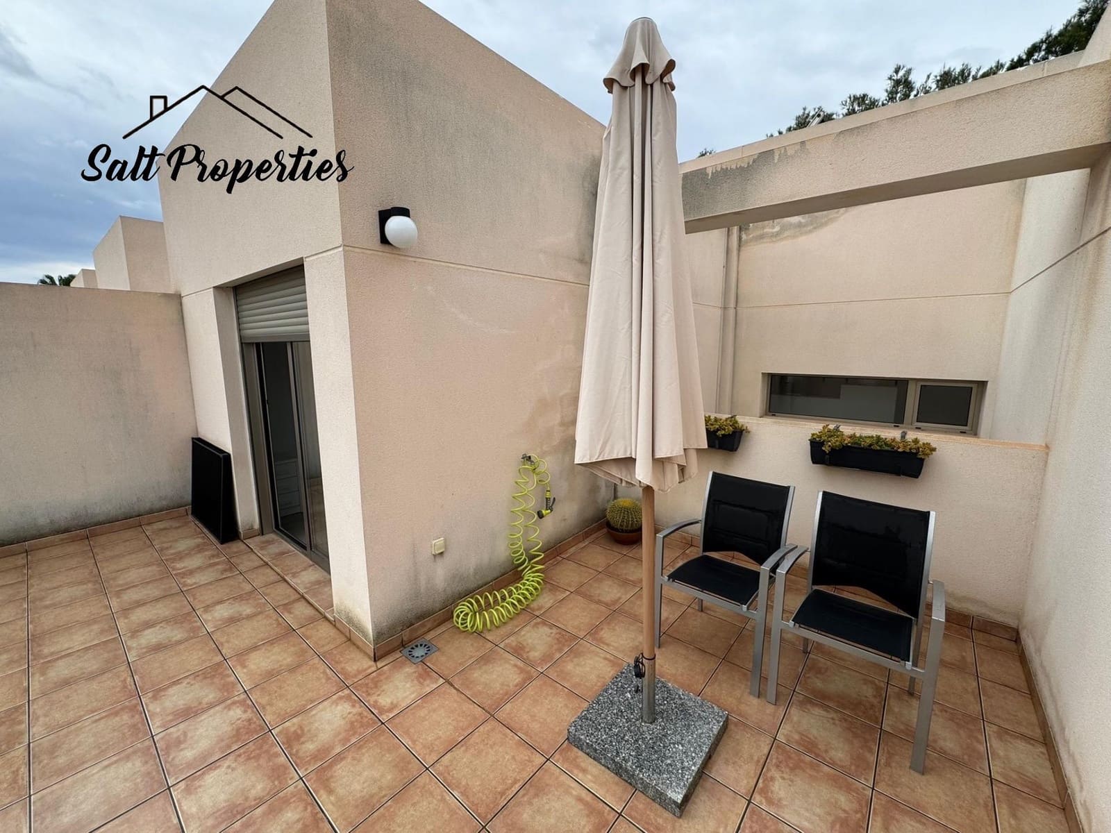 3 soveværelse Villa til salg i Punta Prima med garage - € 386.500 (Ref: 9892480)