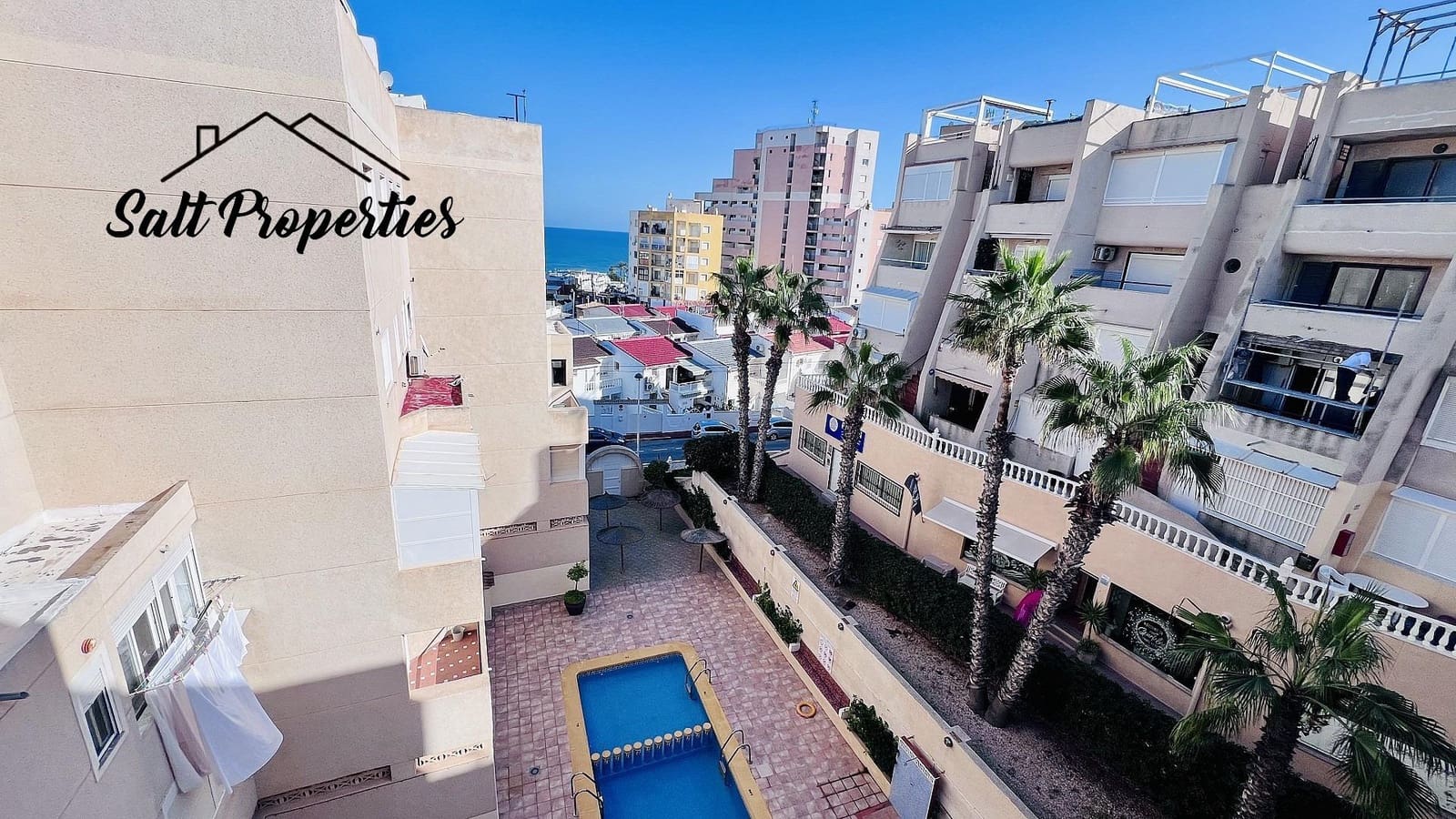 2 Zimmer Apartment zu verkaufen in Torrevieja - 180.000 € (Ref: 9892483)