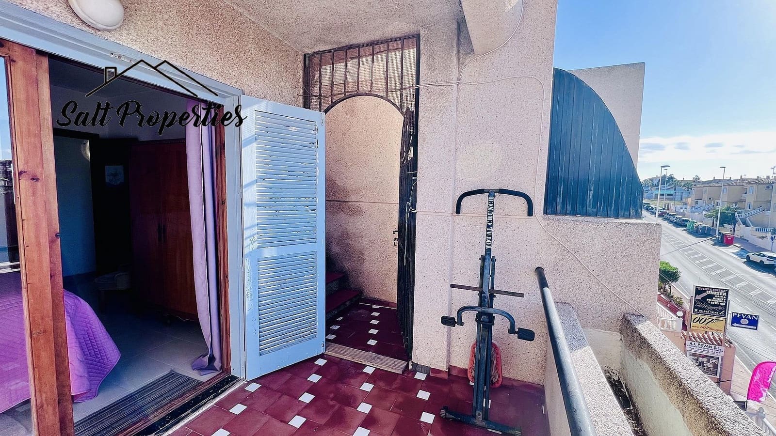 2 Zimmer Apartment zu verkaufen in Torrevieja - 180.000 € (Ref: 9892483)
