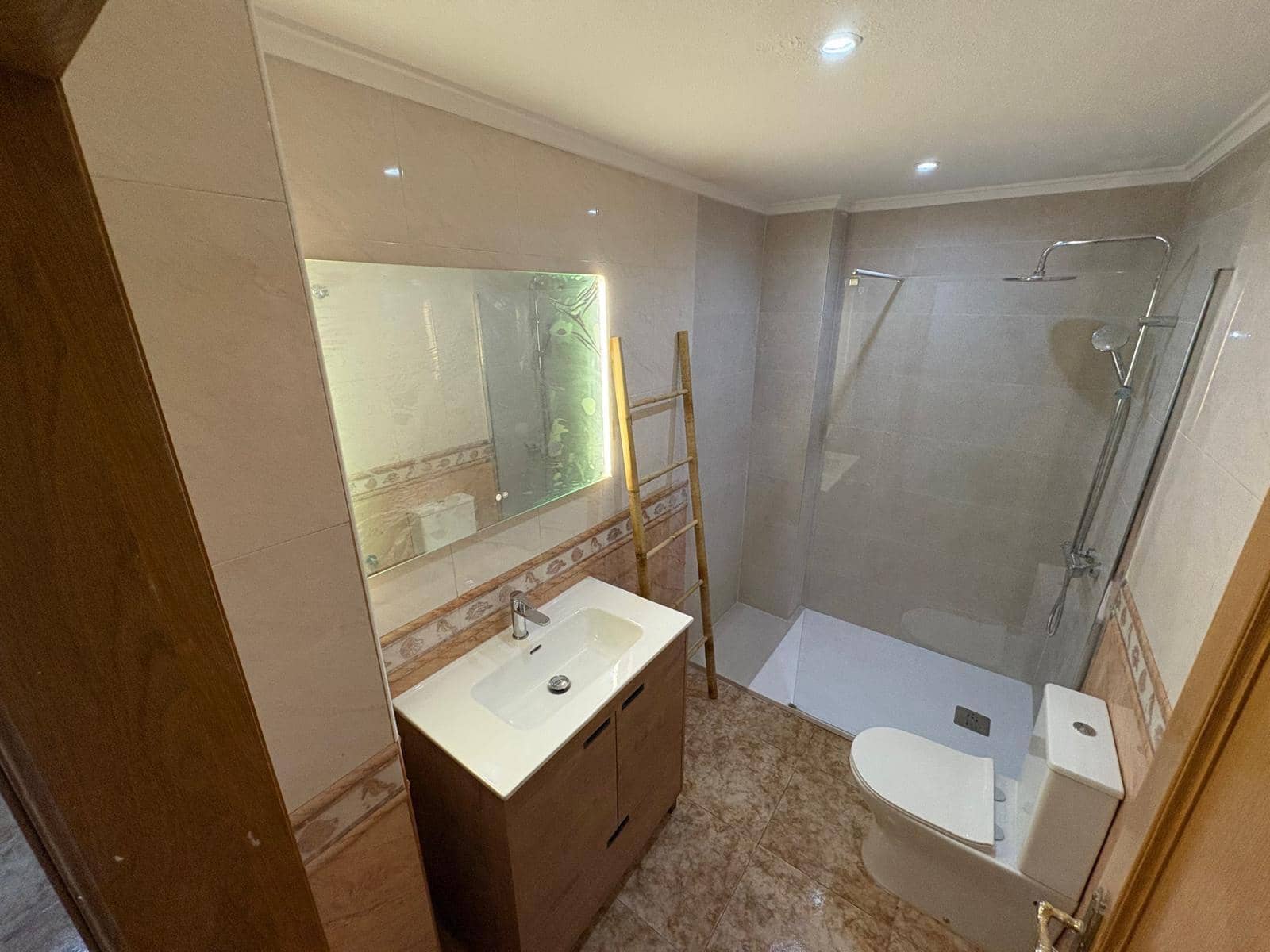 3 slaapkamer Flat te koop in Torrevieja - € 135.000 (Ref: 9892486)