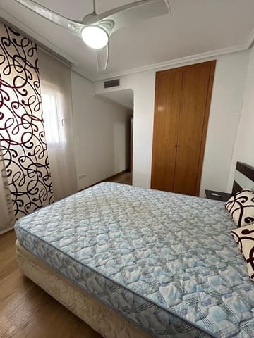 Piso de 3 habitaciones en Centro, Torrevieja en venta - 188.000 € (Ref: 9892488)
