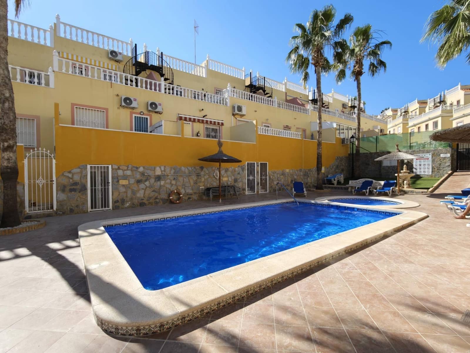 2 bedroom Terraced Villa for sale in Filipinas with pool - € 168,950 (Ref: 9934311)