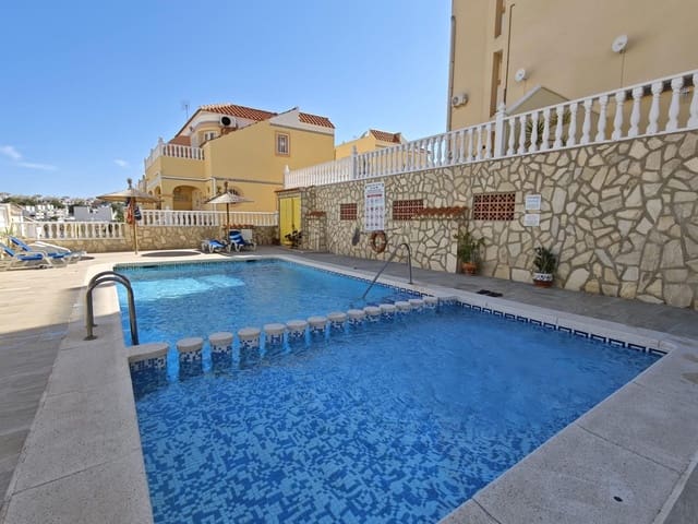 2 soveværelse Rækkehus til salg i Las Filipinas med swimmingpool - € 168.950 (Ref: 9934311)