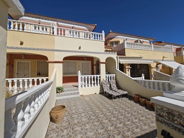 2 soveværelse Rækkehus til salg i Las Filipinas med swimmingpool - € 168.950 (Ref: 9934311)